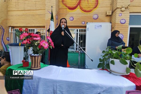 برگزاری انتخابات انجمن ‌اولیا و مربیان دبستان دخترانه سمیه شهرستان قرچک