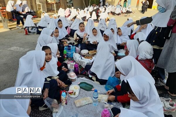 طرح صبحانه سالم در دبستان میعاد فشافویه