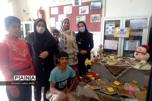 برگزاری جشنواره غذاهای سالم و سنتی در دبستان امام حسن مجتبی(ع) رودهن