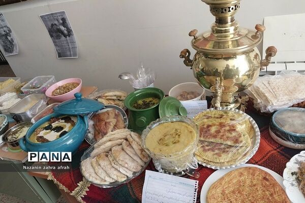 برگزاری جشنواره غذاهای سالم و سنتی در دبستان امام حسن مجتبی(ع) رودهن