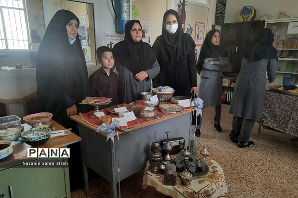 برگزاری جشنواره غذاهای سالم و سنتی در دبستان امام حسن مجتبی(ع) رودهن