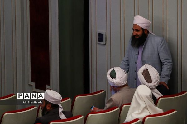 آیین اختتامیه نخستین کنگره ملی شعر وحدت اسلامی