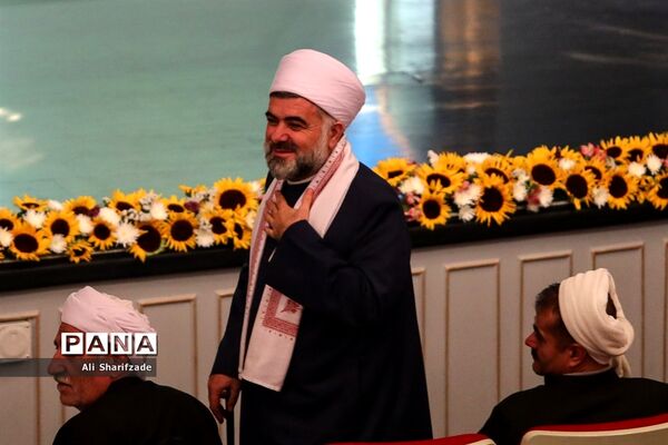 آیین اختتامیه نخستین کنگره ملی شعر وحدت اسلامی