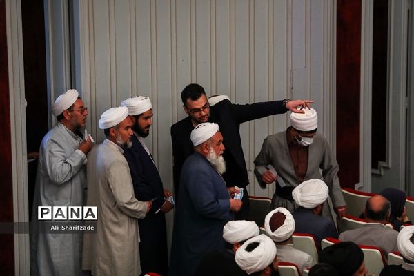 آیین اختتامیه نخستین کنگره ملی شعر وحدت اسلامی