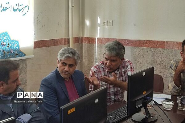 برگزاری نشست تخصصی‌ کنکور سراسری ویژه والدین در رودهن