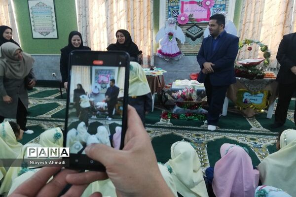 جشن قرآن کلاس اولی‌های دبستان پژوهش