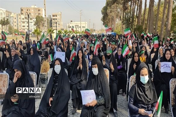 گردهمایی پرشور بانوان فاطمی با حضور دانش‌آموزان دختر منطقه کهریزک