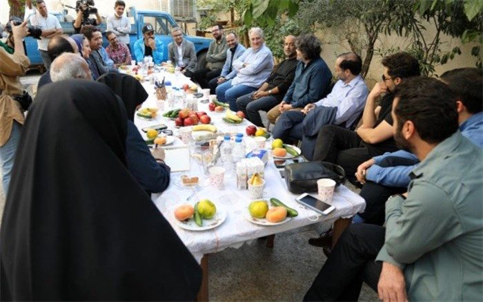 معاون سیما: دست تلویزیون در حوزه نمایشی پُر است