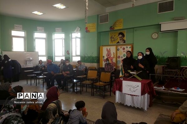 برگزاری جلسه انتخابات انجمن اولیا و مربیان در مدارس رودهن