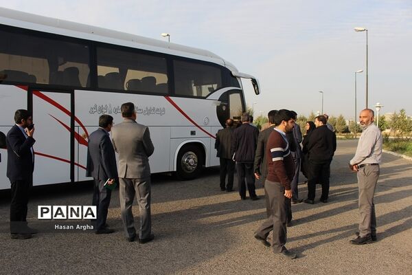 بازدید مدیران سازمان دانش‌آموزی استان‌ها از گنبد سلطانیه و حسینیه اعظم زنجان
