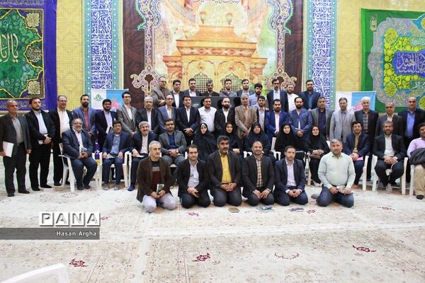 بازدید مدیران سازمان دانش‌آموزی استان‌ها از گنبد سلطانیه و حسینیه اعظم زنجان