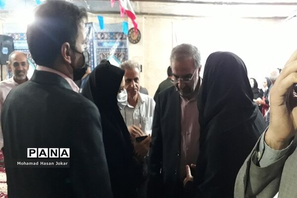نشست مردمی مدیرکل آموزش و پرورش فارس با مردم شهرک سعدی شیراز