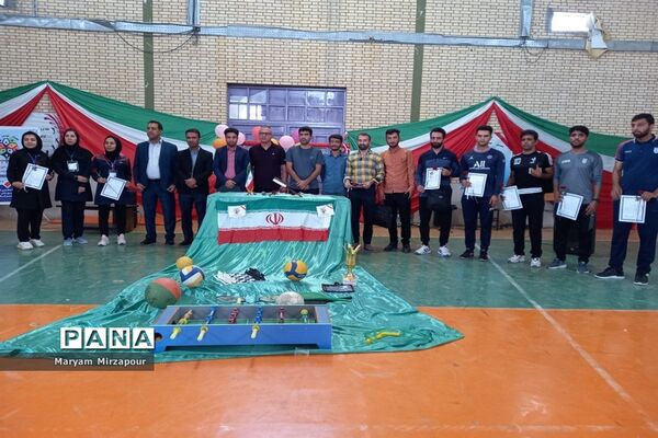 برگزاری المپیاد ورزشی درون مدرسه‌ای در منطقه فورگ