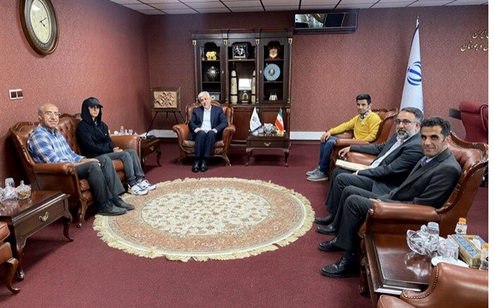 دیدار بانوی صخره‌نورد ایران با وزیر ورزش