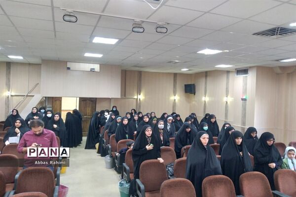 جلسه توجیهی مبلغان و مدیران مدارس مجری طرح امین در پاکدشت