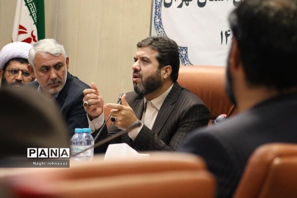 رونمایی از برنامه عملیاتی اداره‌کل آموزش و پرورش شهرستان‌های استان تهران