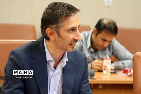 رونمایی از برنامه عملیاتی اداره‌کل آموزش و پرورش شهرستان‌های استان تهران