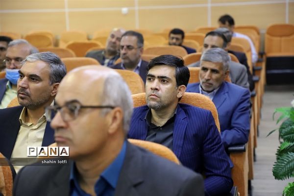 نشست اعضای شورای آموزش و پرورش استان کرمانشاه