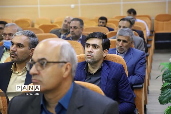 نشست اعضای شورای آموزش و پرورش استان کرمانشاه