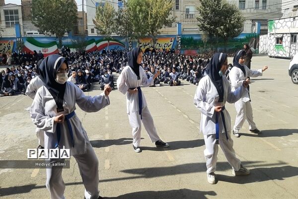 هفته تربیت بدنی در آموزشگاه شهید زهره وند