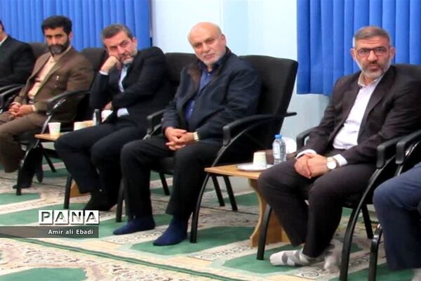 دیدار وزیر جهاد کشاورزی با نماینده ولی فقیه