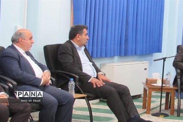 دیدار وزیر جهاد کشاورزی با نماینده ولی فقیه