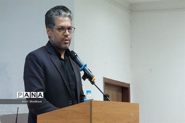 آیین تجلیل از برگزیدگان جشنواره «سکوی ایران قوی» در شهرستان سمنان