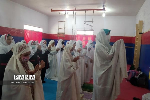 زنگ‌ نماز در دبستان شهید سجادیان رودهن