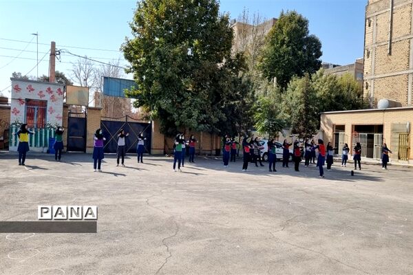 رنگ‌ شور و شادی مدارس ملارد در هفته تربیت‌بدنی