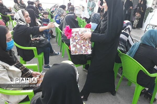 انتخابات انجمن اولیا و مربیان در دبستان حضرت زهرا(س) رودهن