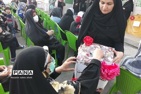 انتخابات انجمن اولیا و مربیان در دبستان حضرت زهرا(س) رودهن