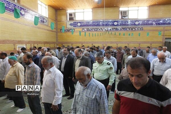 حضور با شکوه مردم ولایتمدار بخش جوادآباد در نماز جمعه