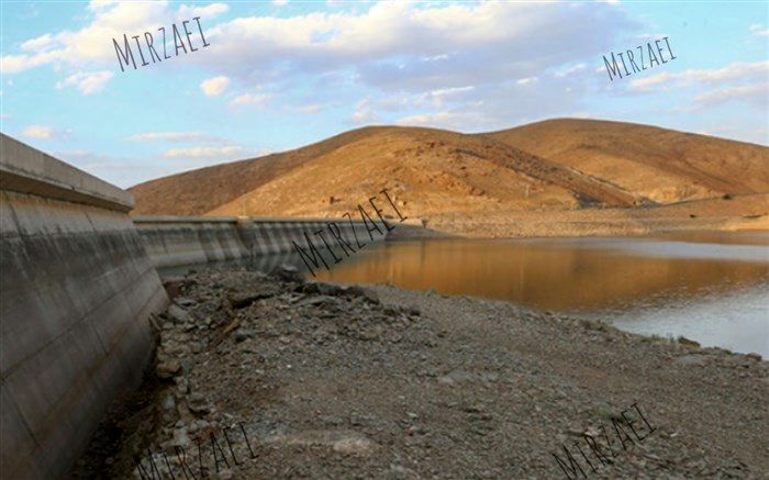 کاهش ذخایر آب در کنار شیب تند مصرف