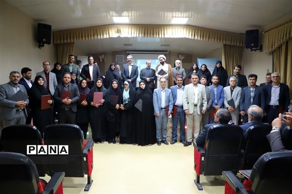 اختتامیه دوره افزایش آگاهی و تقویت امنیت روانی اجتماعی دانش‌آموزان