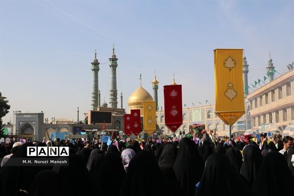 کاروان نمادین ورود حضرت فاطمه معصومه(س) به قم