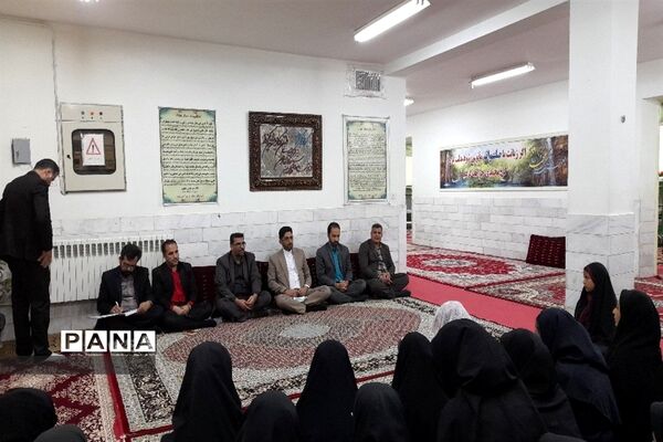 بازدید معاون آموزش متوسطه اداره‌کل آموزش و پرورش استان خراسان جنوبی از مدارس شبانه‌روزی شهر مود