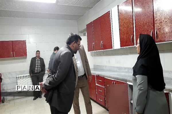 بازدید معاون آموزش متوسطه اداره‌کل آموزش و پرورش استان خراسان جنوبی از مدارس شبانه‌روزی شهر مود
