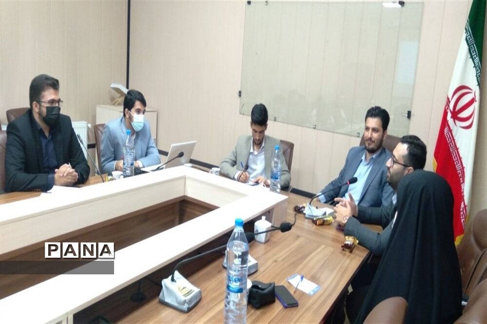 جلسه امور نوجوانان و دانش‌آموزی مجمع ملی جوانان استان البرز