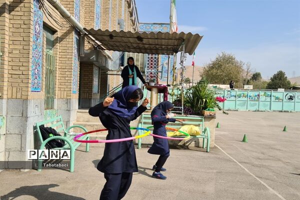 برگزاری جشن ورزش و سلامتی در دبیرستان زینبیه منطقه ۱۳