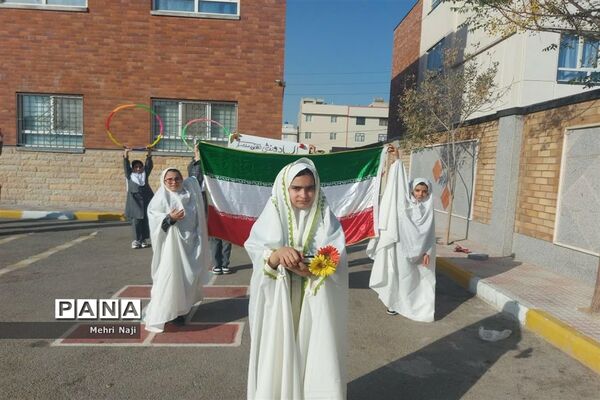 برگزاری المپیاد ورزشی درون‌مدرسه‌ای در آموزشگاه نشاط اسلامشهر