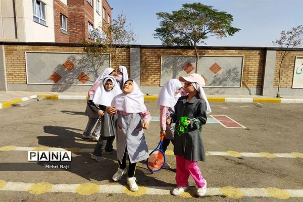 برگزاری المپیاد ورزشی درون‌مدرسه‌ای در آموزشگاه نشاط اسلامشهر