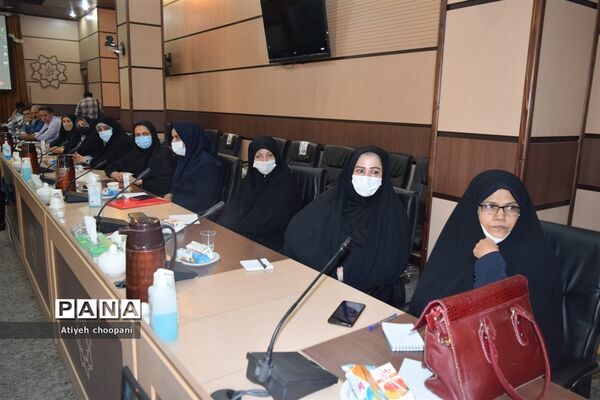 جلسه توجیهی طرح شهردار مدرسه در منطقه ۱۴