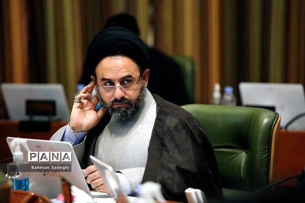 نود و نهمین جلسه شورای شهر تهران