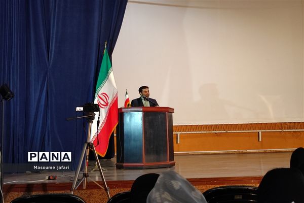 با دستان هم ایران قوی می‌سازیم