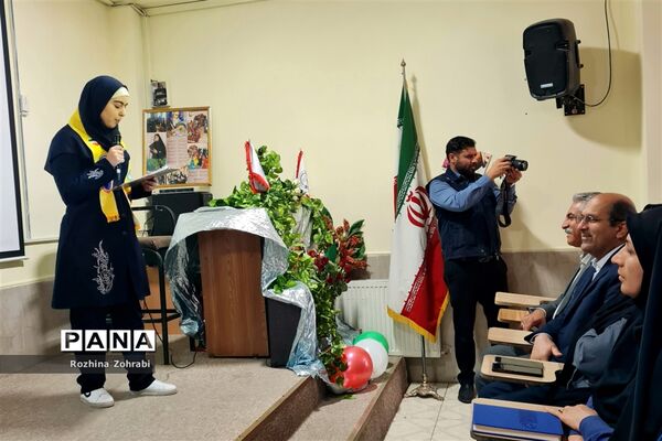 برگزاری همایش مهربان ترین پدر در ناحیه یک شیراز
