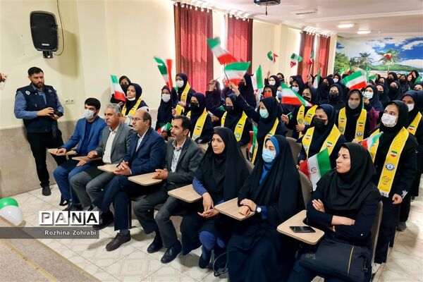 برگزاری همایش مهربان ترین پدر در ناحیه یک شیراز