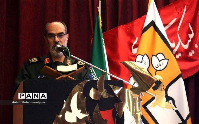 وحدت رویه در کنار روشنگری دانش آموزان و اولیا لازم است