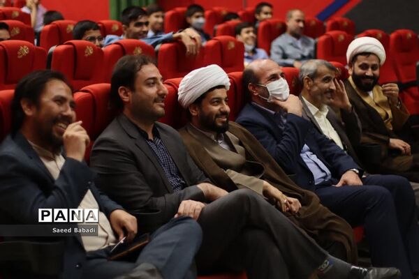 همایش تقدیر از برگزیدگان چهلمین جشنواره فرهنگی هنری «فردا»  در قم