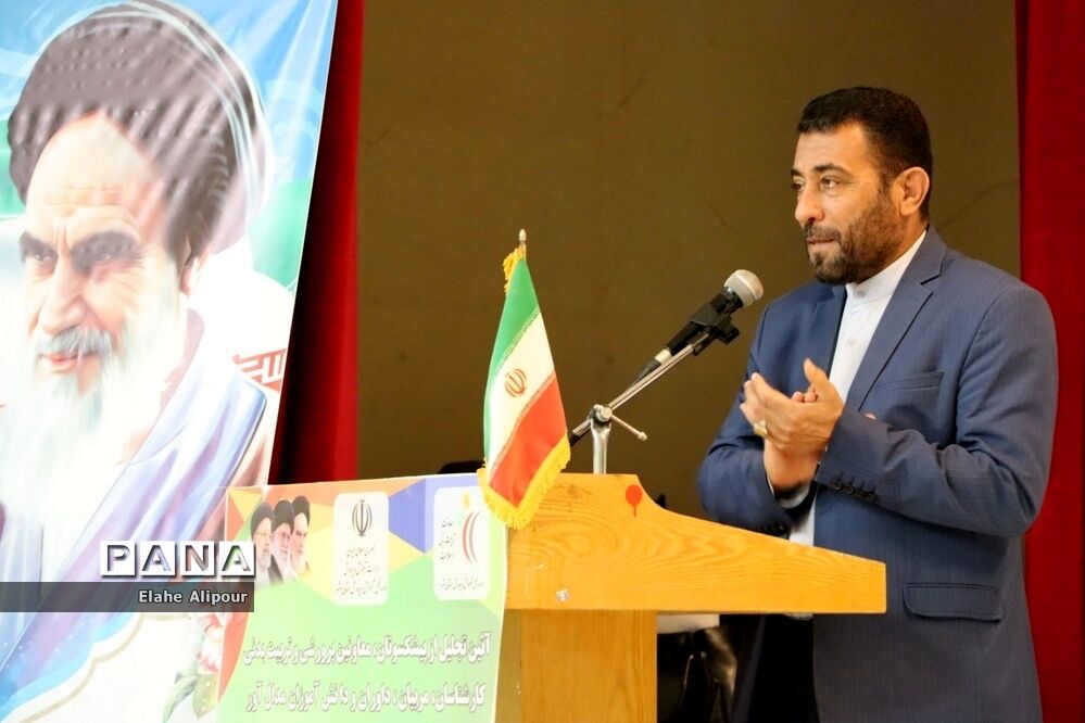 آئین تجلیل از پیشکسوتان ‌تربیت‌بدنی و دانش‌آموزان مدال‌آور استان بوشهر