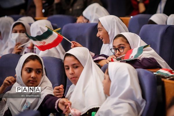 آیین رونمایی از طرح تحولی مدرسه تلویزیونی ایران